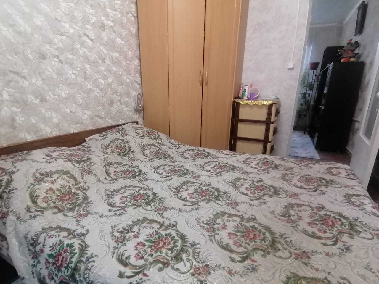 3х комнатная квартира ( по дома) в 2х квартирном доме  по Мира