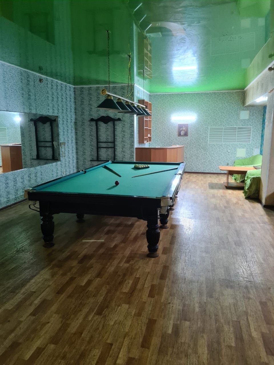 Сауна с тёплым бассейном LUX. 7000/час. "Алатау"