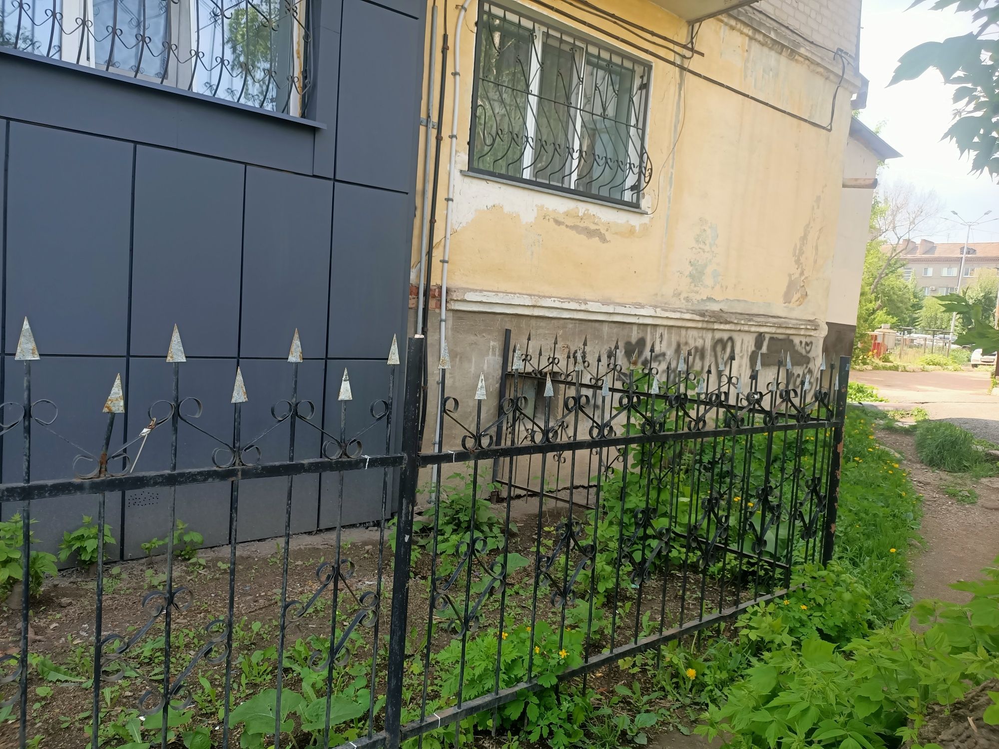 Продам забор металлический