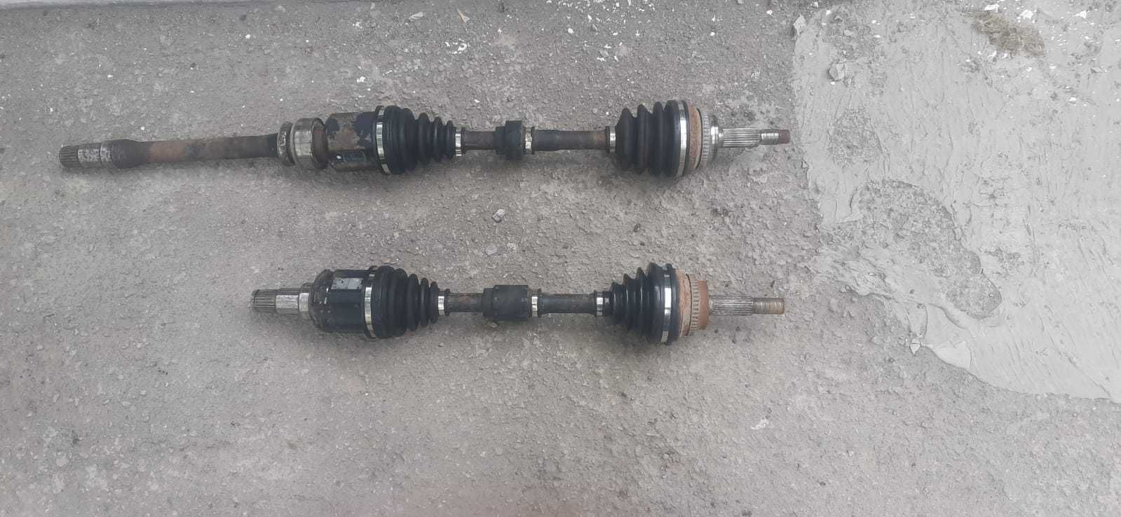 Продам приводы на Toyota Camry 35