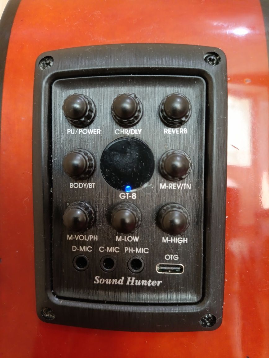 Гитара Fender Squier SA-150, трансакустическая