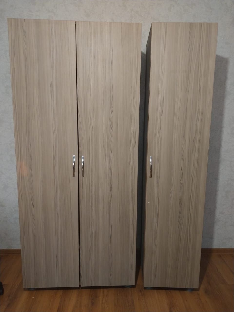 Шкаф . Мебель для спальни