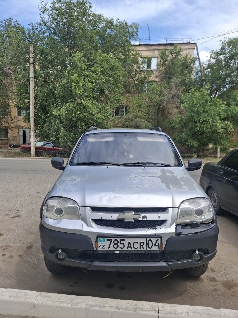 Шевролет Нива малға ауыстырам