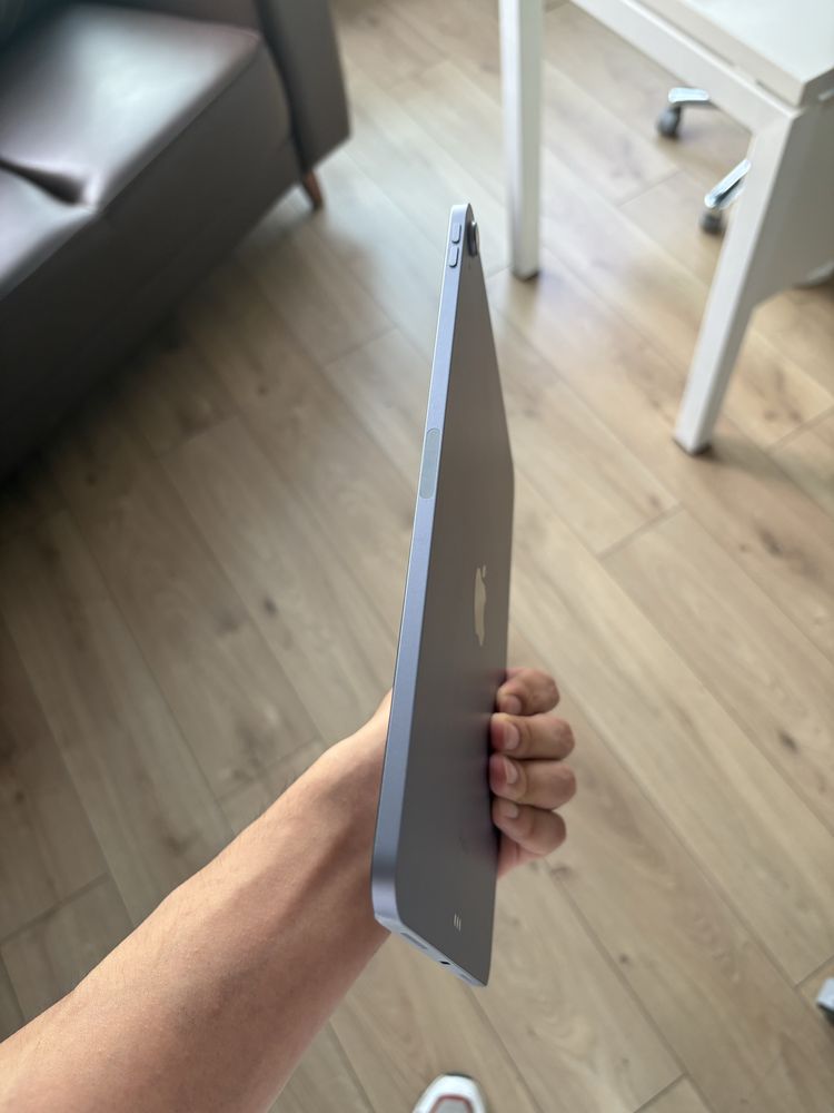 iPad Air 5 256gb и Aplle pencil 2
