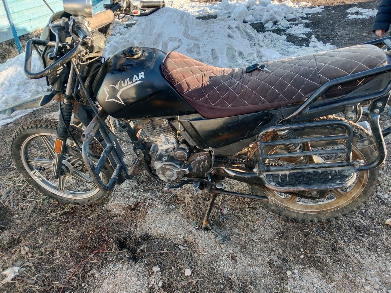 ULAR 200куб 150к