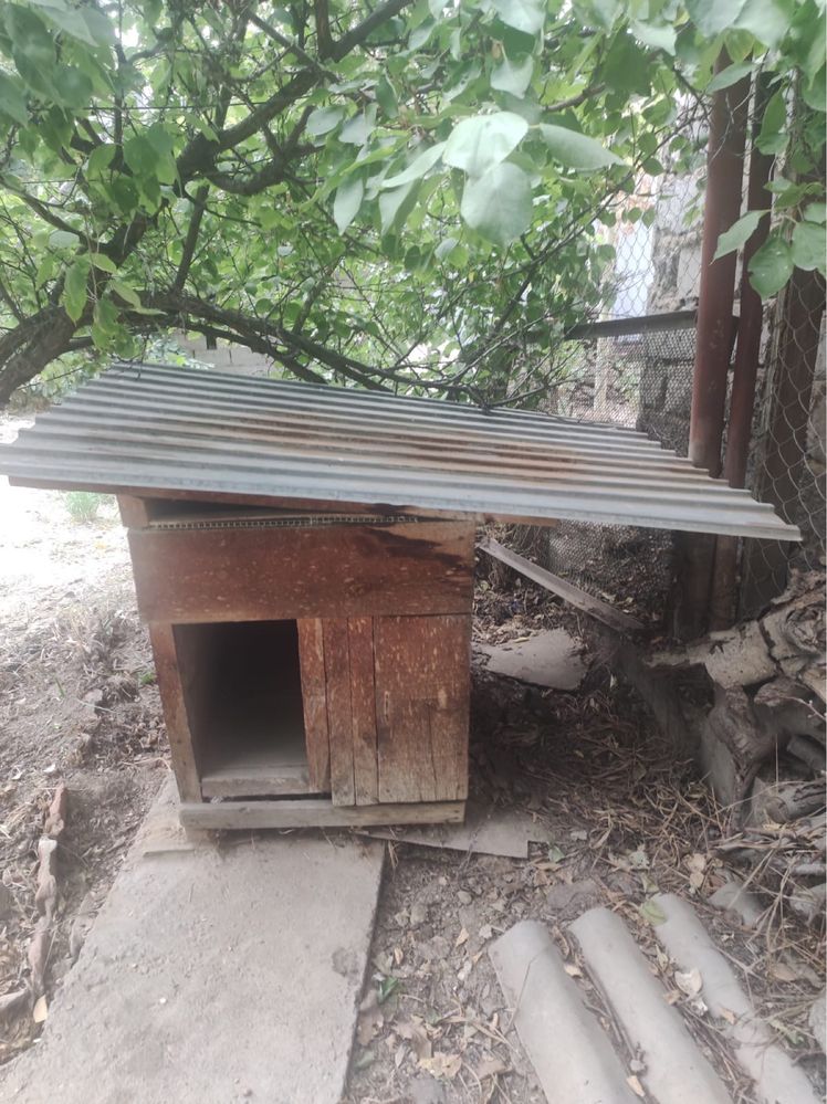 Продам будку для собаки