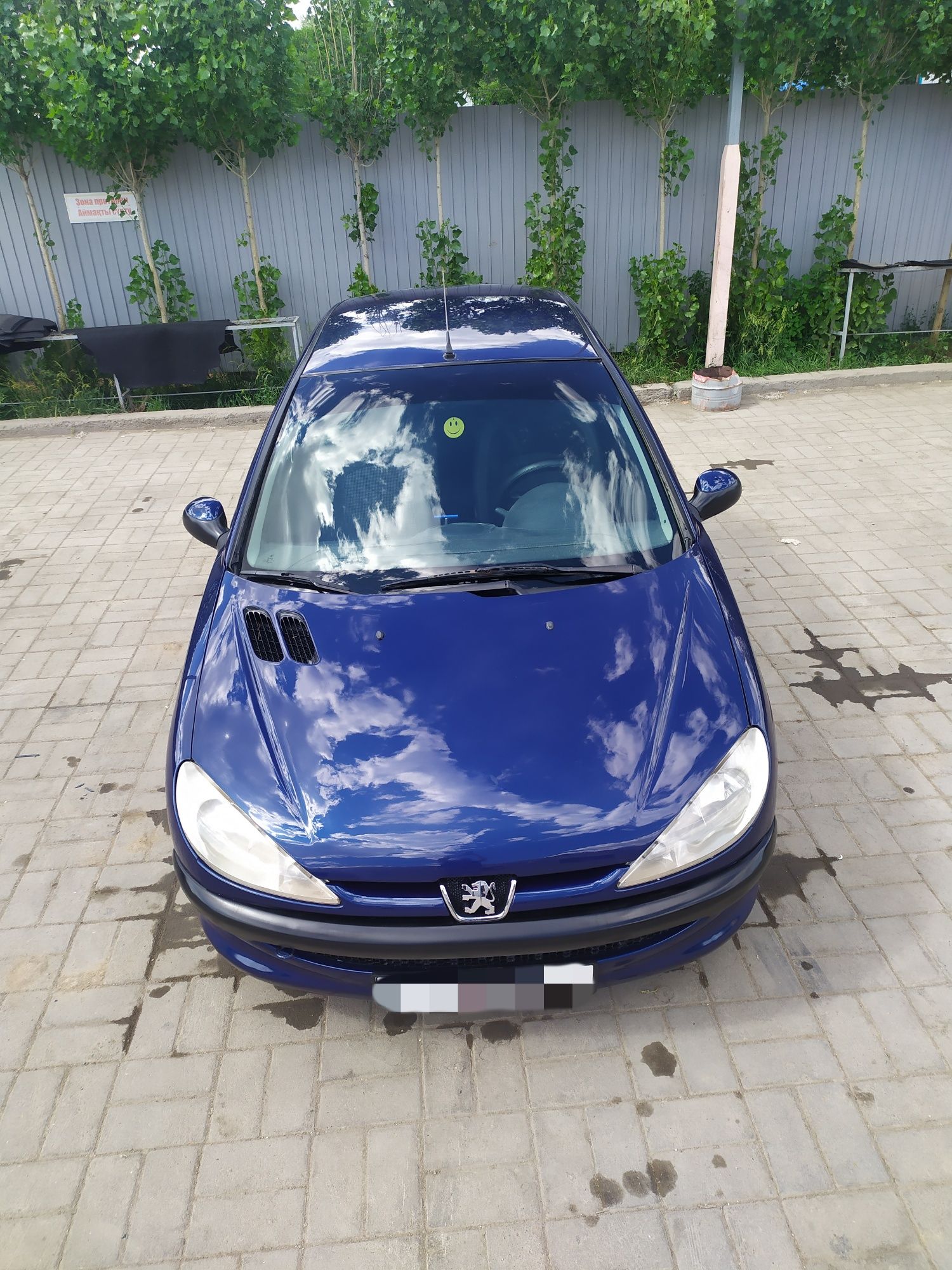 Продам автомобиль Peugeot 206