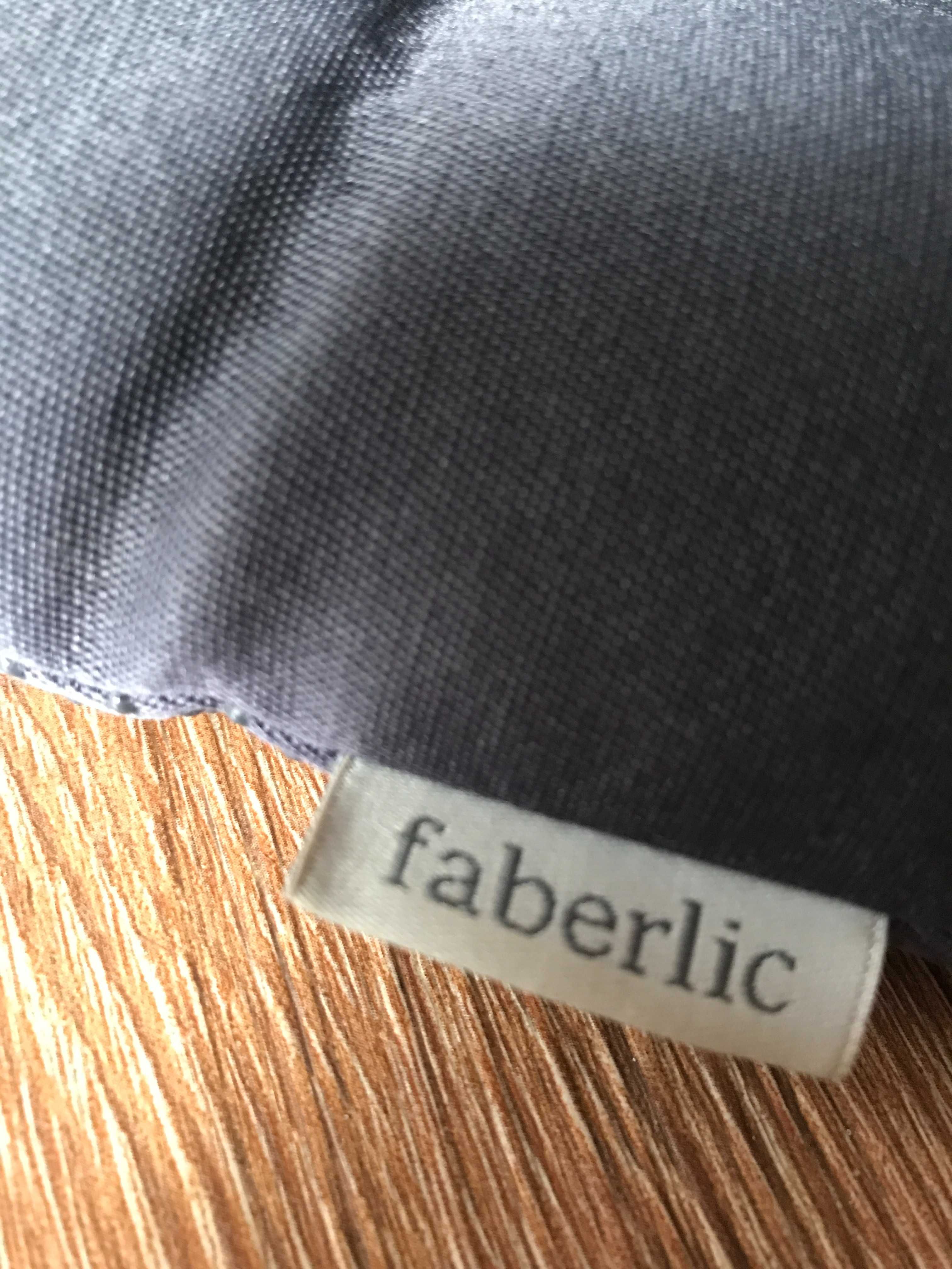 Массажная подушка - сиденье Faberlic, с наполнителем из лузги гречихи.