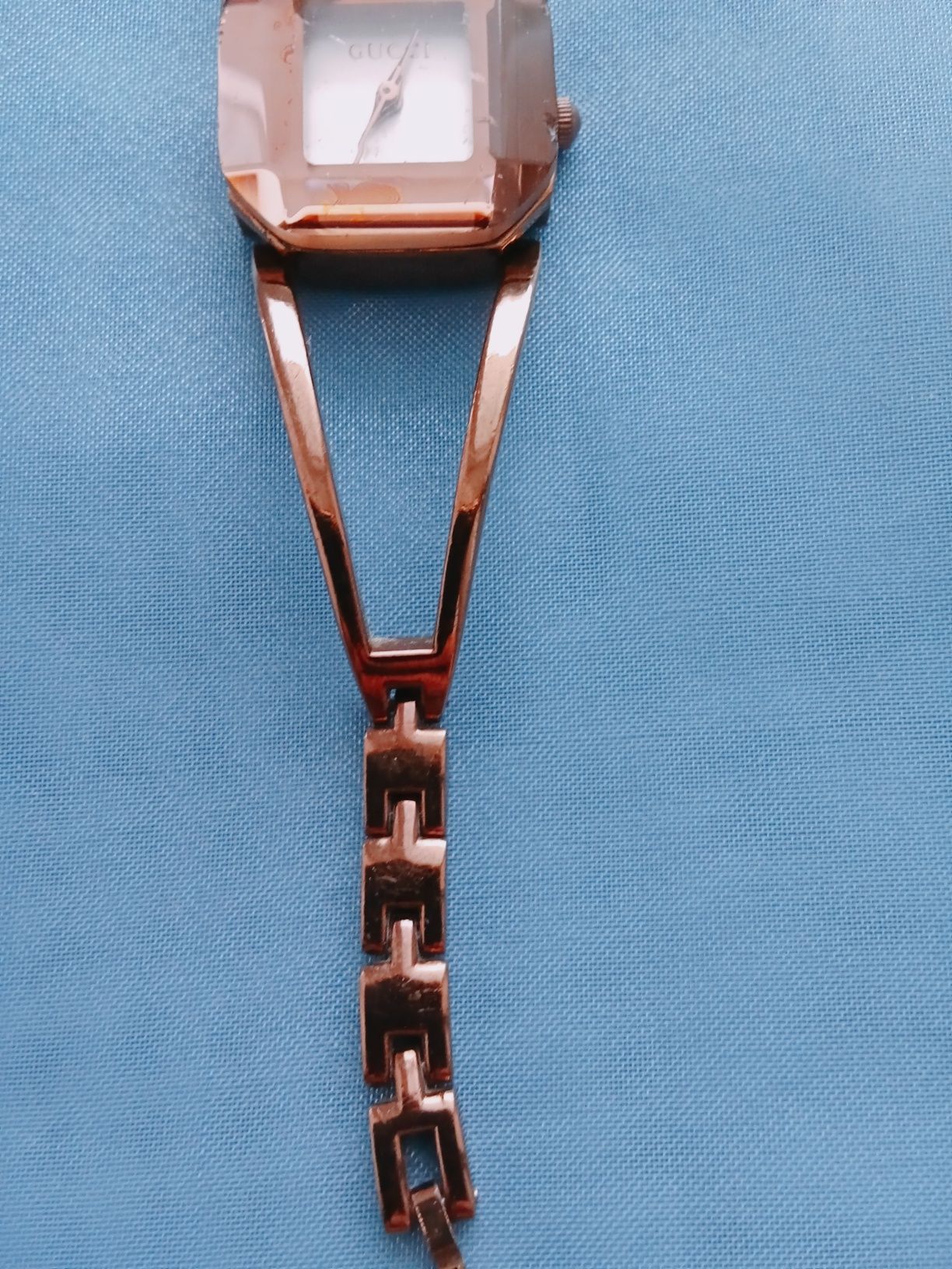 Gucci часы женские оригинал