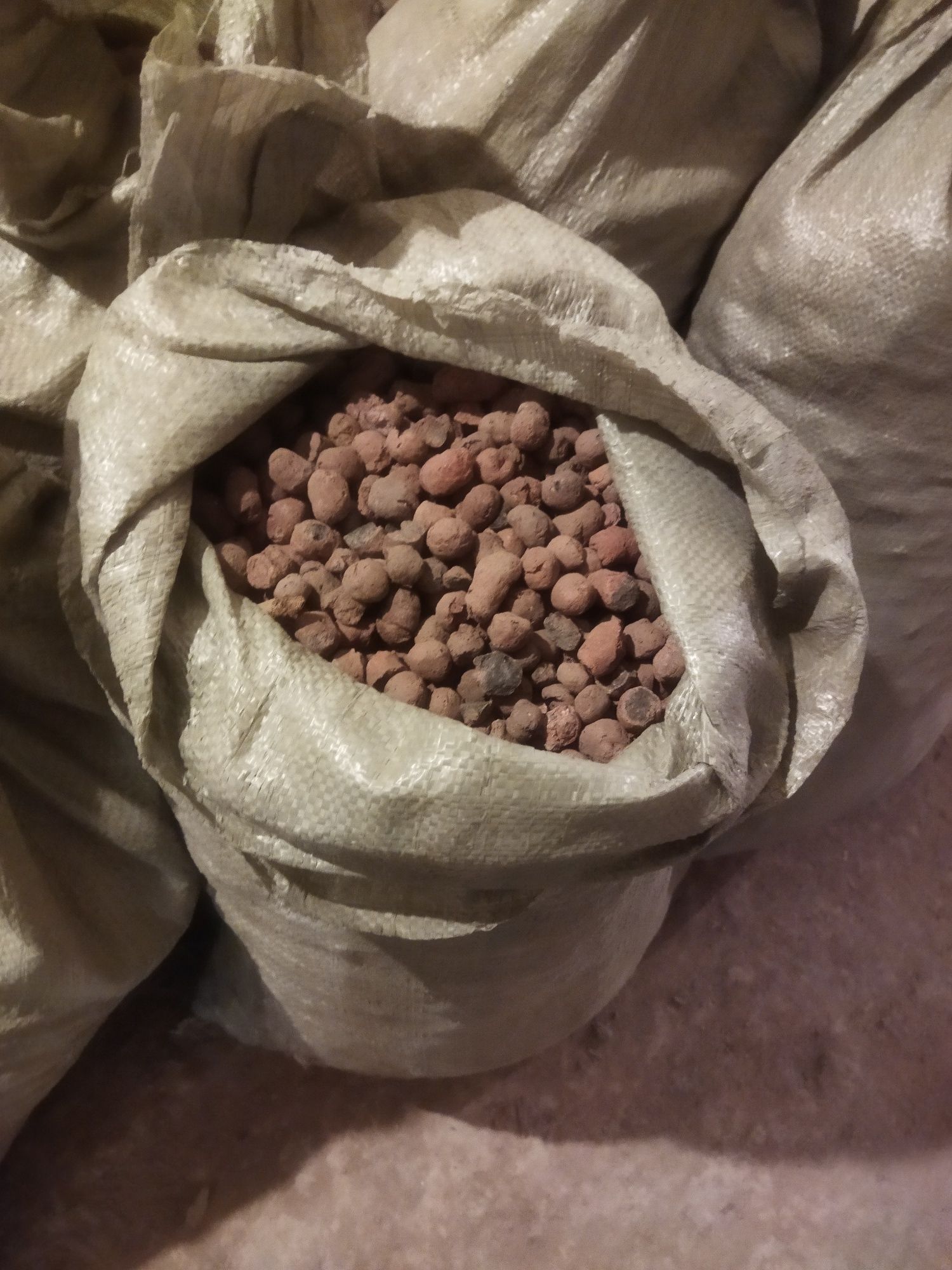 Продам керамзит мешками