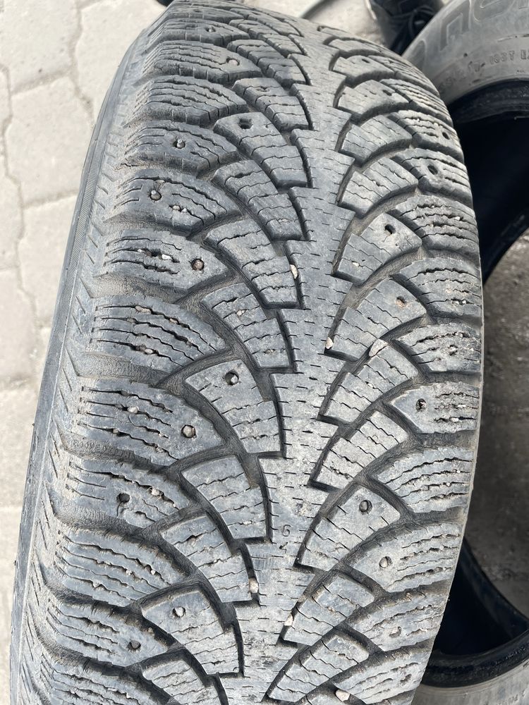 шины зимние 225/65 R17 nokian hakkapelita