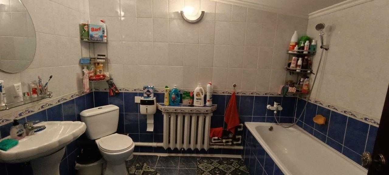 =Дом 4 комнаты, 6 соток, с гаражом и хозпостройками – Майкудук,