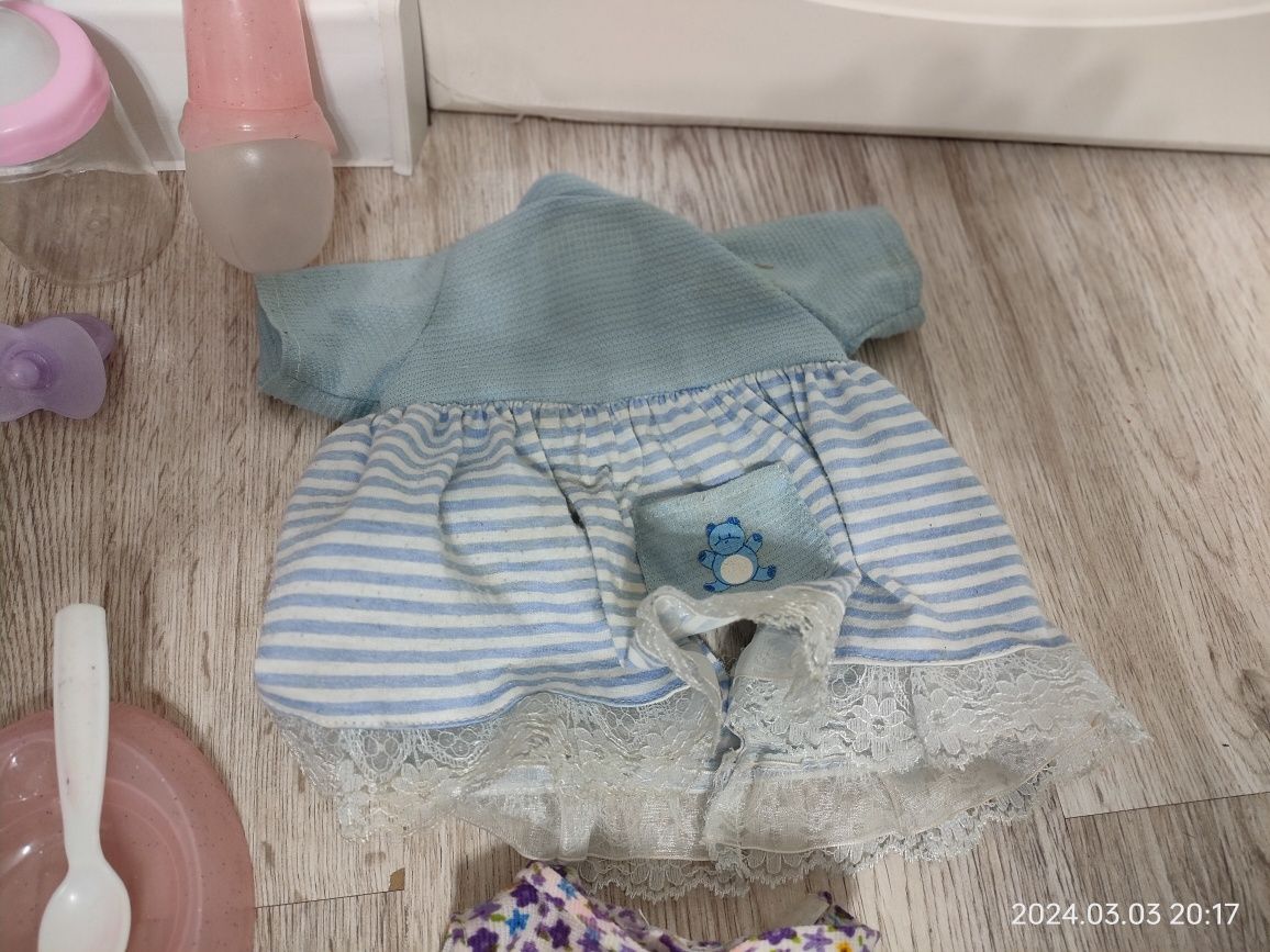 Кукла, которую можно кормить. Писает, какает, воду пьёт, плачет...
