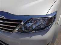 Продам новые хромированные накладки на toyota fortuner 1 поколение