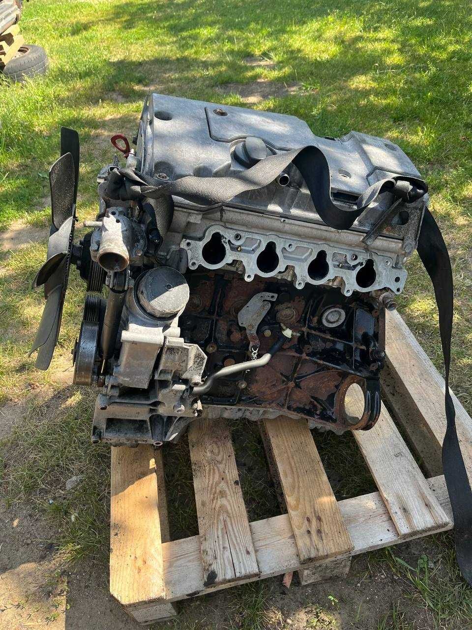 Контрактный двигатель M111 объем 2,2 л. на Мерседес