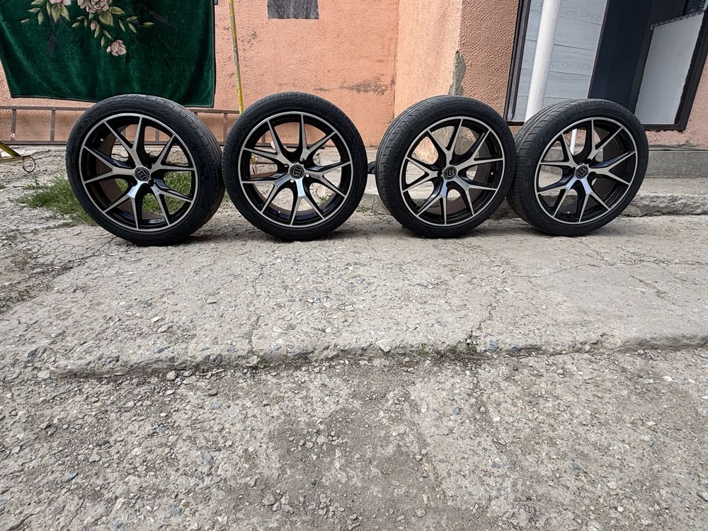 Продам диски с покрышками 215/45/17