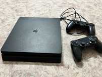 Продам Sony Playstation 4.