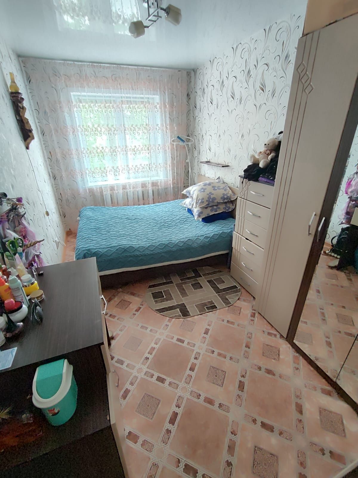 Продам 3 х комн квар. 1-37-1 этаж