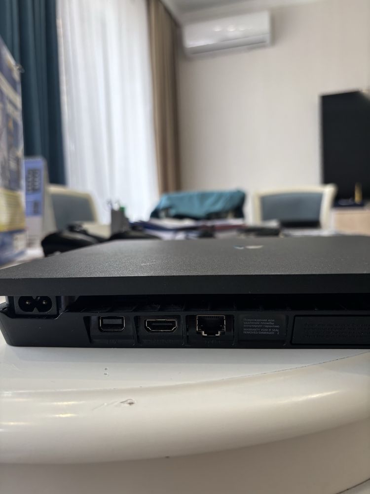 Продам Ps4 slim 1tb