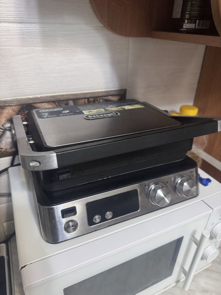 Гриль Delonghi MultiGrill CGH1012D