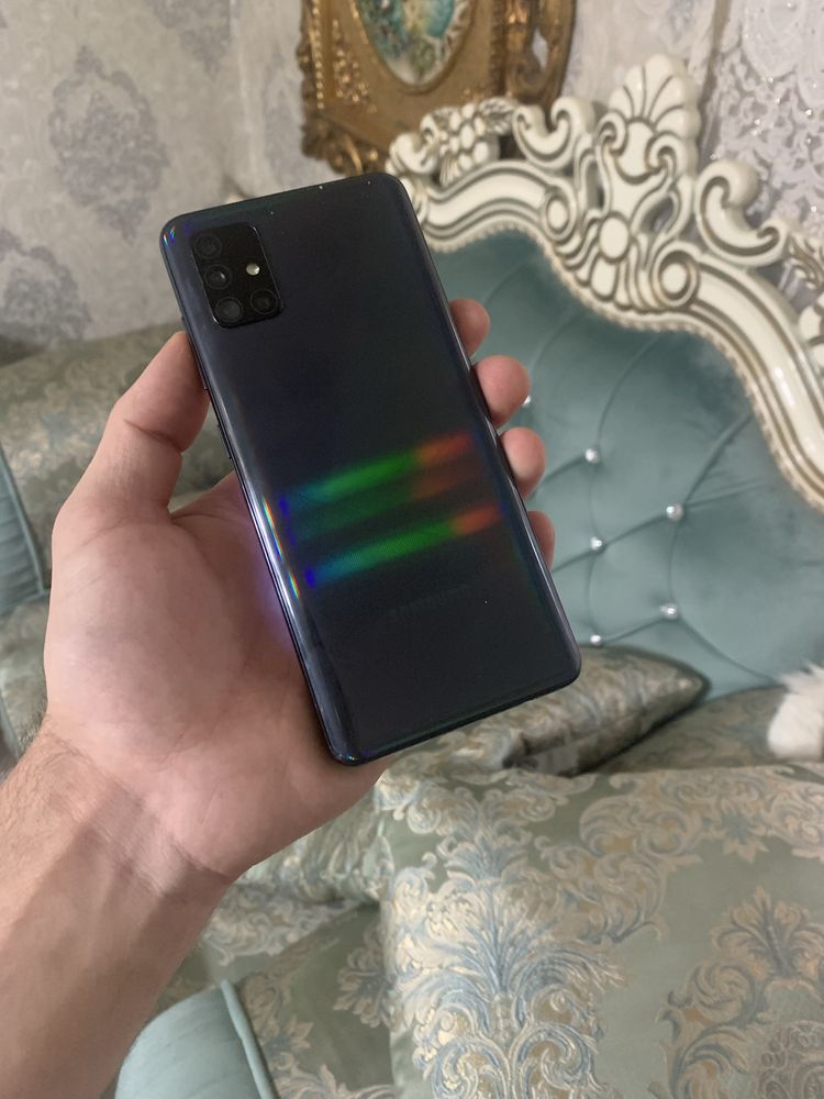 Продам телефон Samusng A51 64 Gb