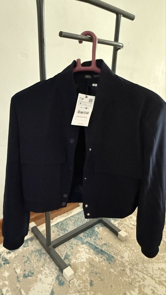 Курточка под zara