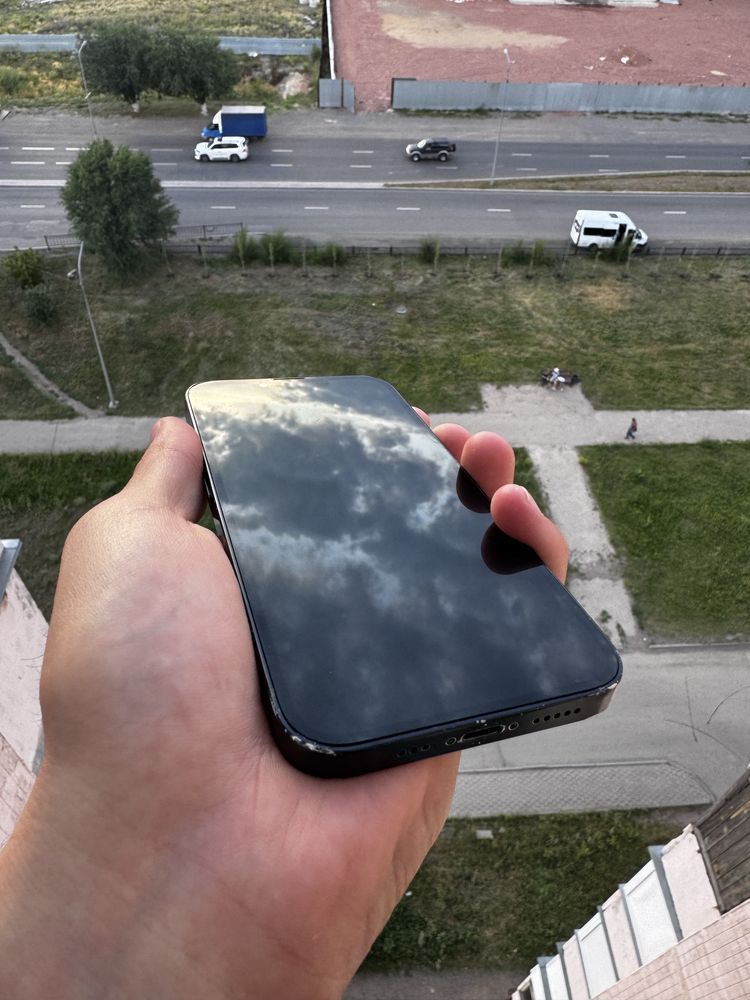 Продам iPhone 13 256gb (Айфон 13 256гб).