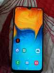Samsung A20 продам
