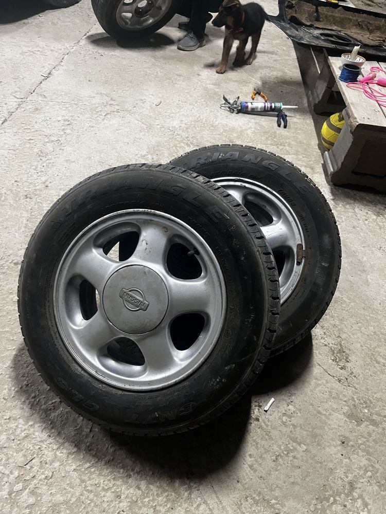 Шины покрышки с дисками 185/70/r14 4 шт