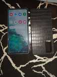 Galaxy s20fe продам срочно, работает идеально