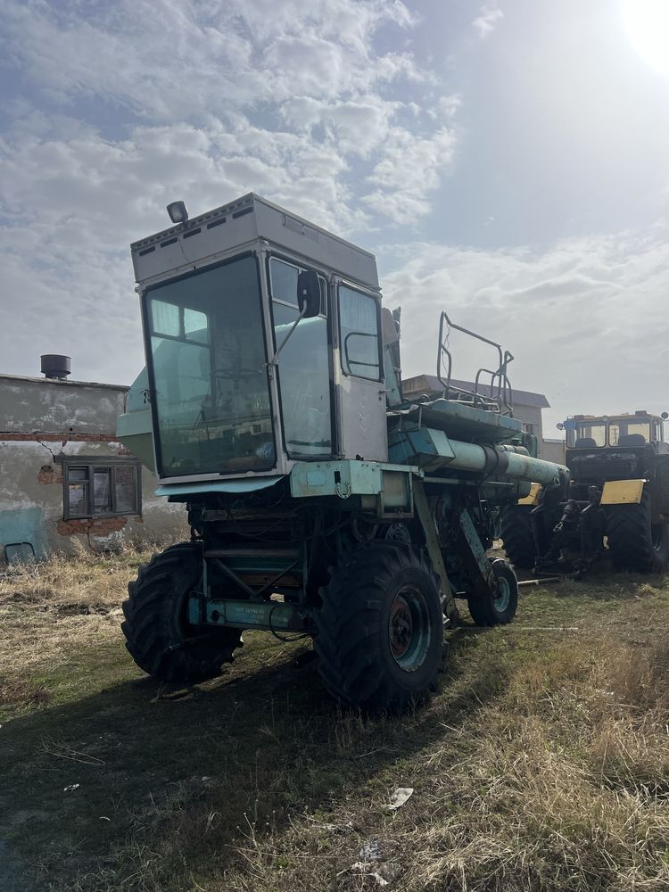 Комбайн Енисей 1200
