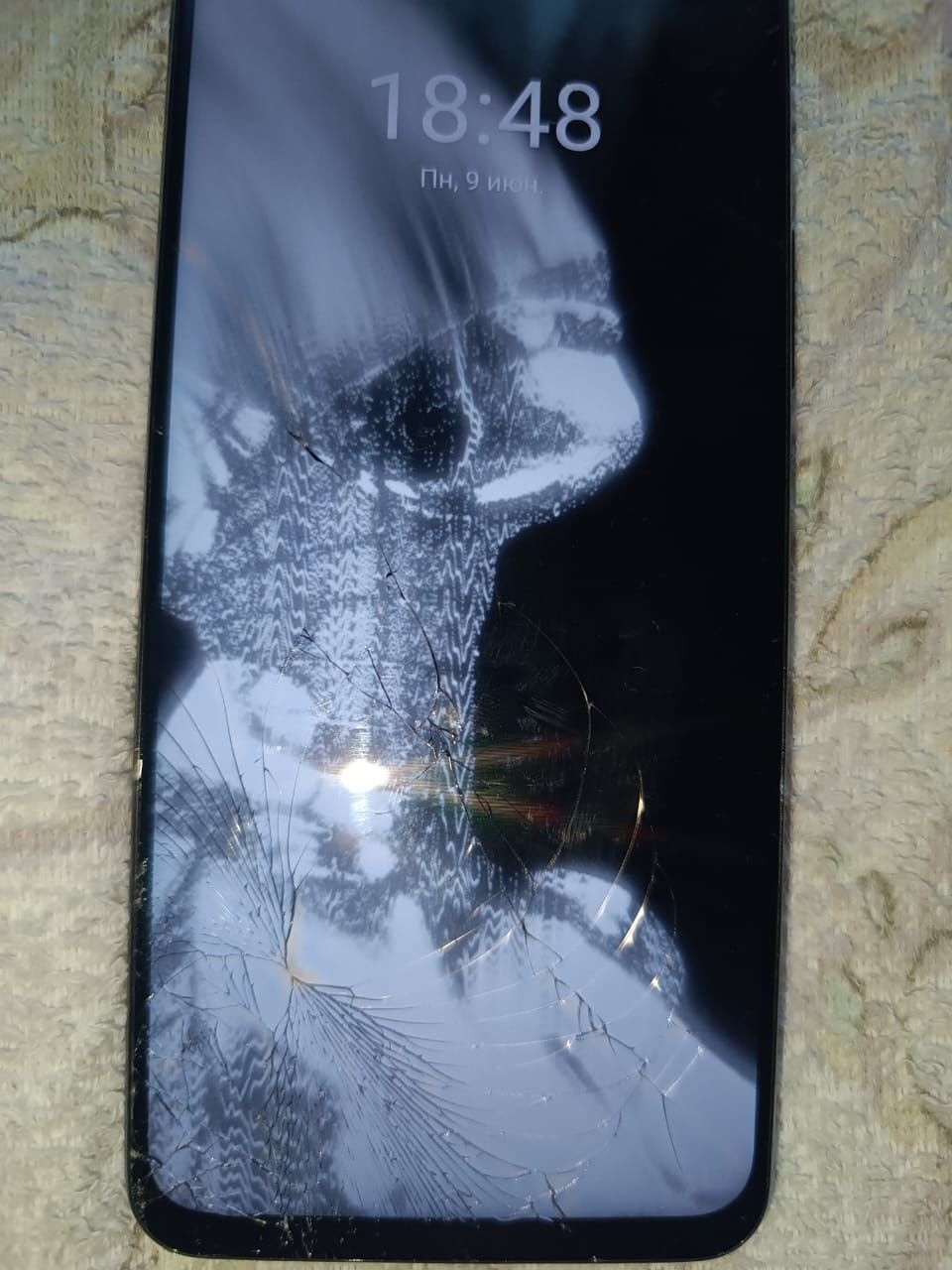 Vivo y53s.   128/8