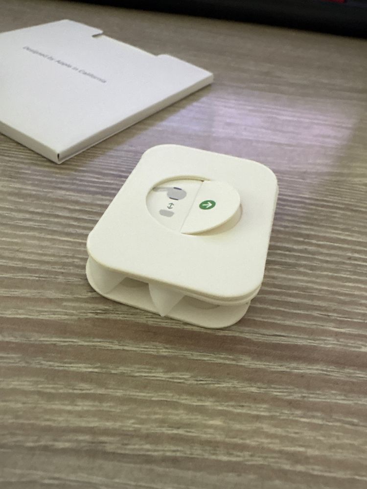 Продам AirPods Pro
