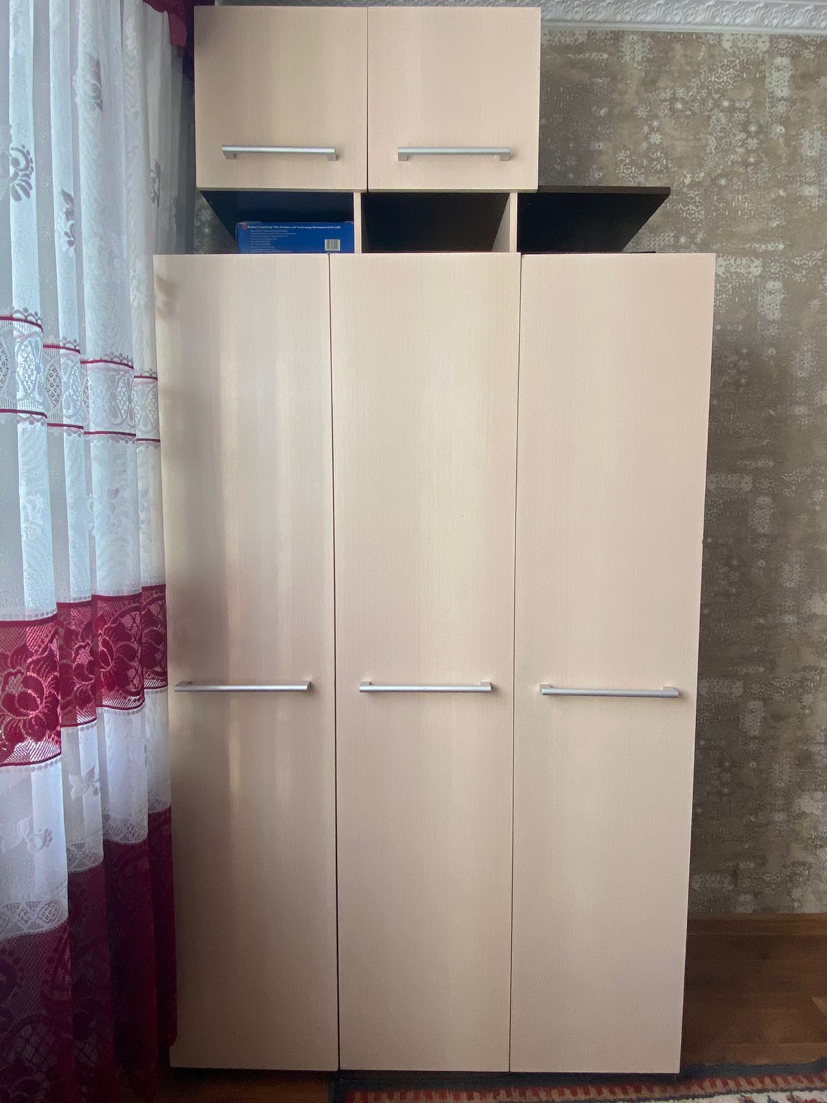 Продам спальный детский гарнитур в хорошем состоянии