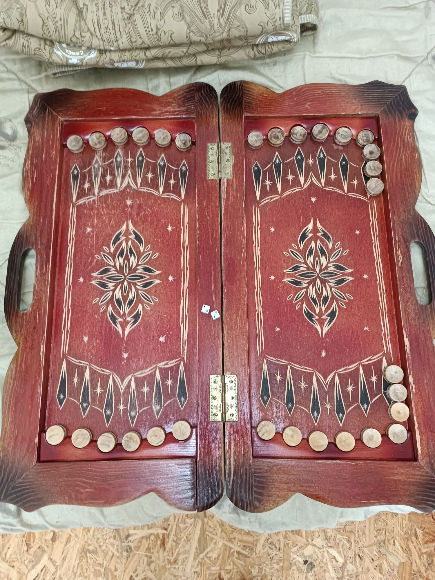 Нарды, настольная игра