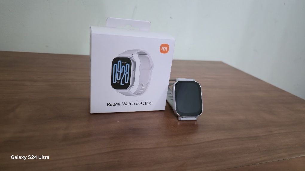 Смарт-часы Xiaomi Redmi Watch 5 Active M2351W1, Silver.