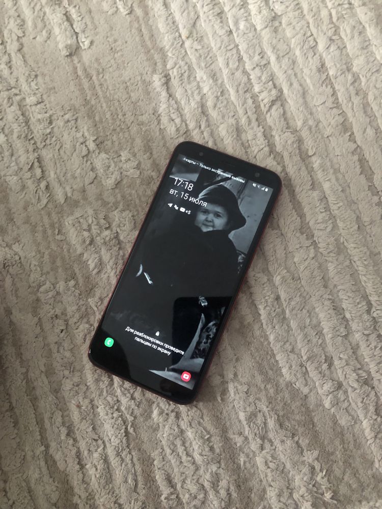 Продам срочно самсунг j6 plus