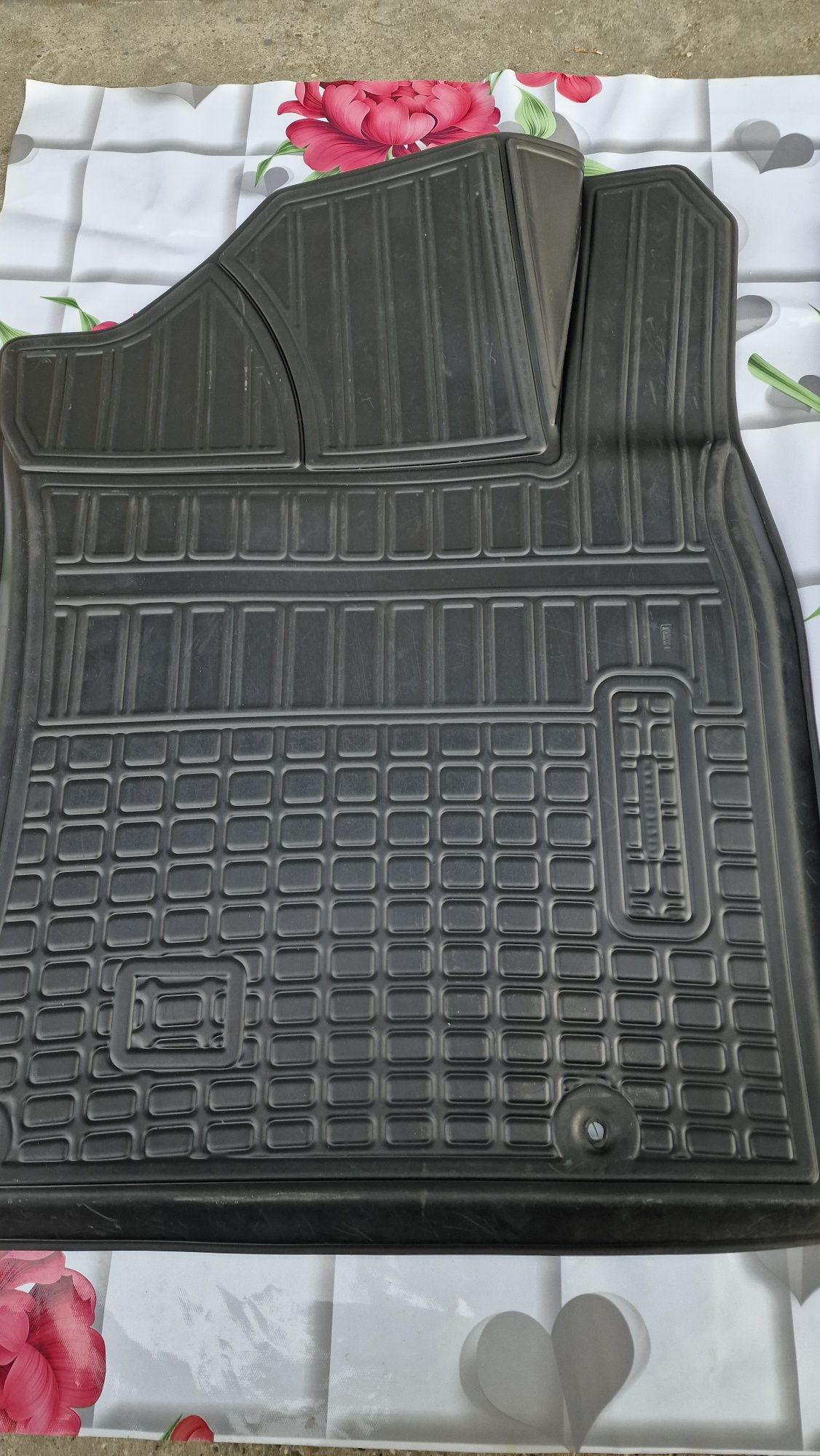 Продам ковры салона хендай i30 2021