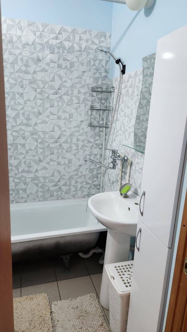 Сдам 2 ком квартиру