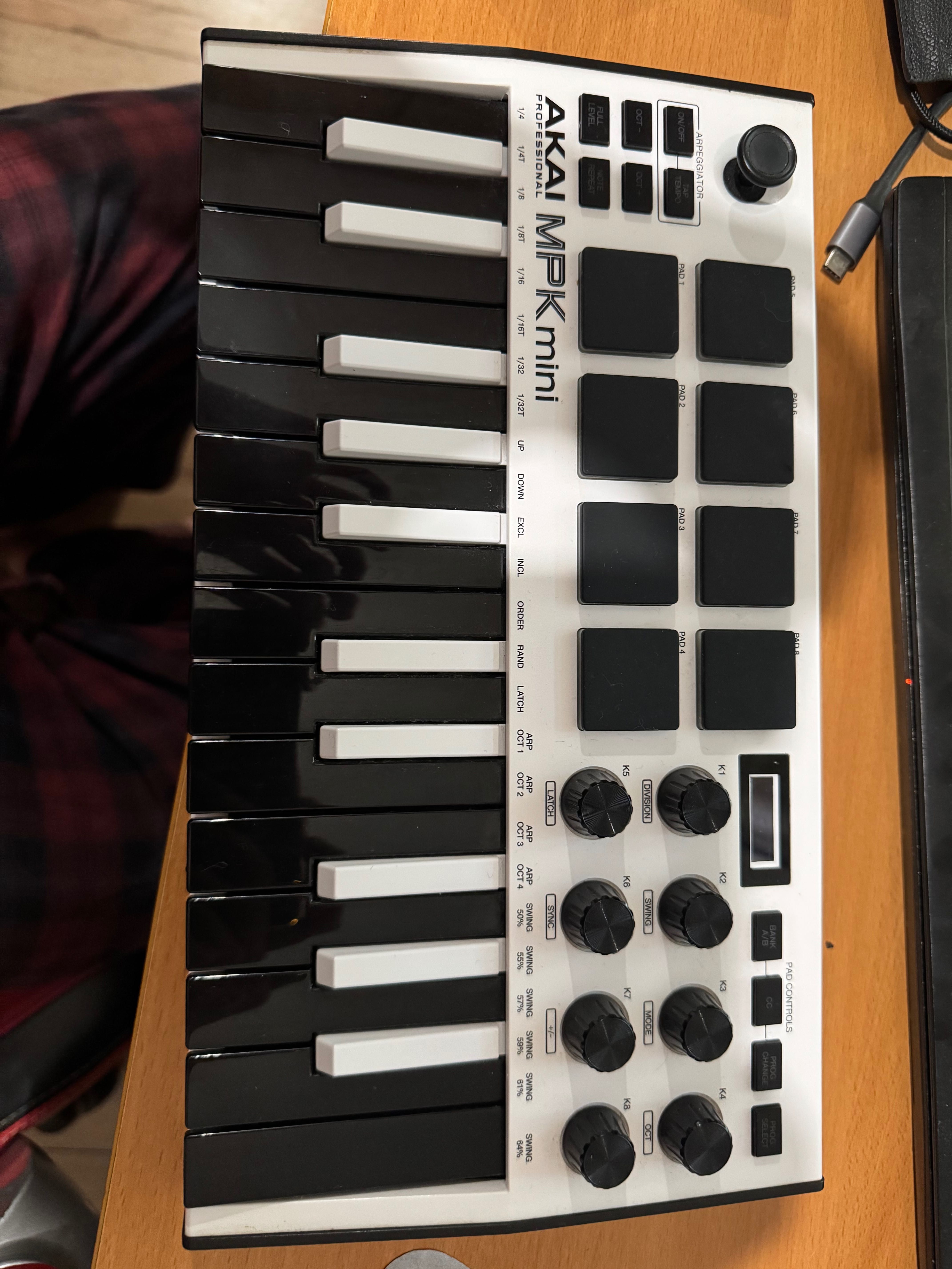 Akai MPK Mini mk3