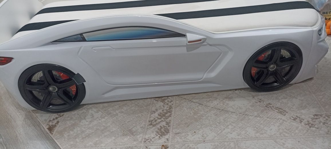 Продам кровать машинку 3D