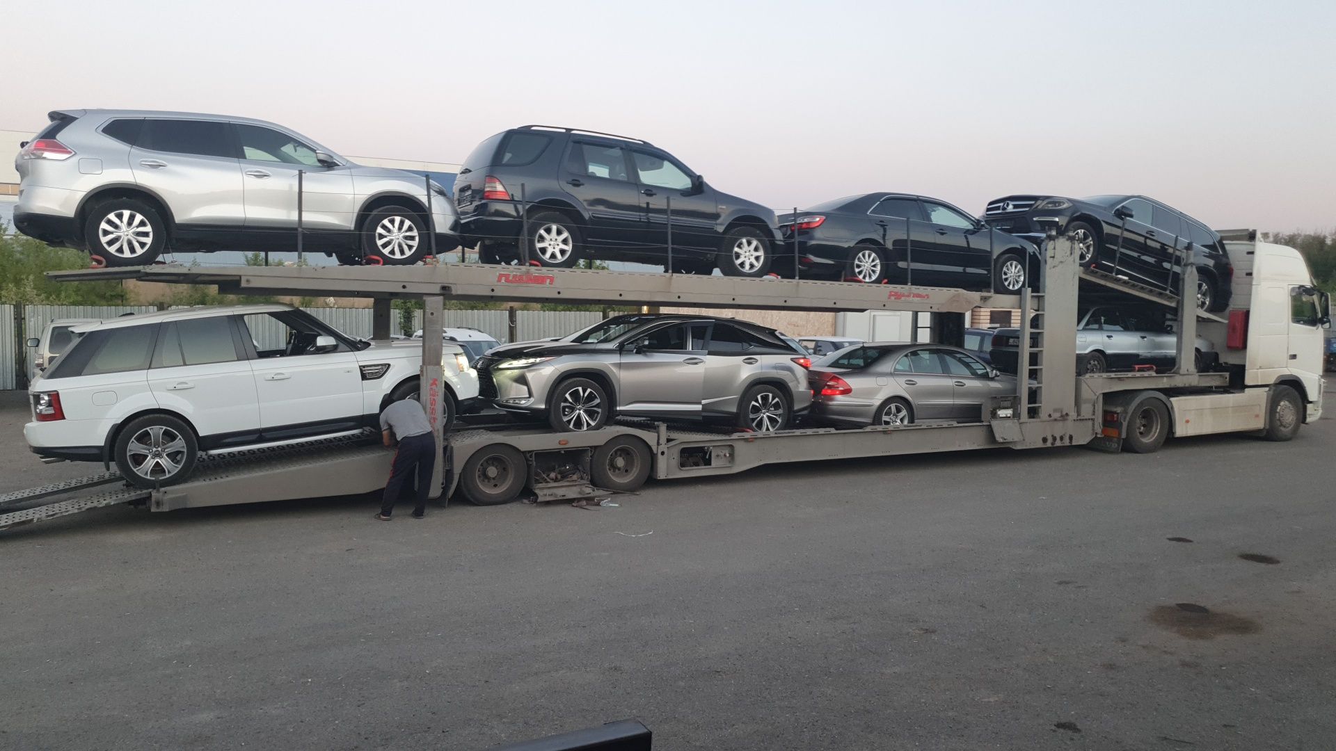 Услуги автовоза по РК РОССИИэвакуатора выезд Астана-Алматы-Шымкент
