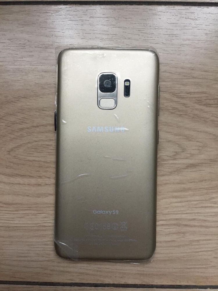 Смартфон Samsung S8