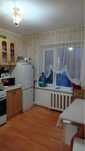 Продам двух комнатную квартиру Боровской 58