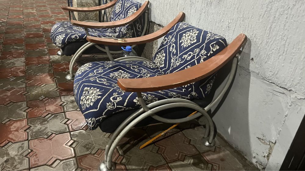 Диван кресло срочно
