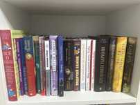 Продам книги, каждая от тысячи тенге, в зависимости какая