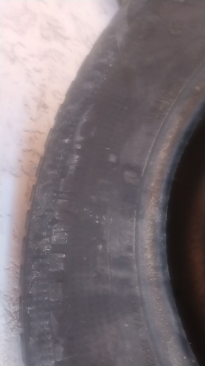 Продам корейскую зимнюю шифрованную резину KUMHO