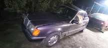Mercedes. W124. По запчастям. Запчасти. Разбор.