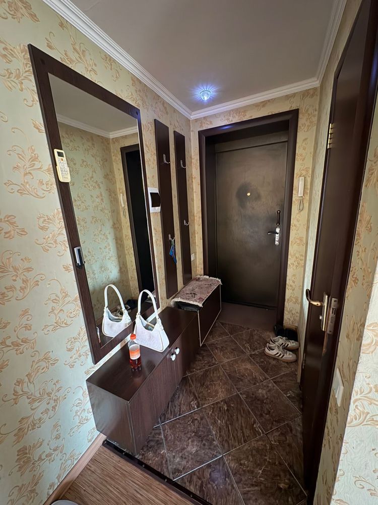 2 комн квартира посутосно