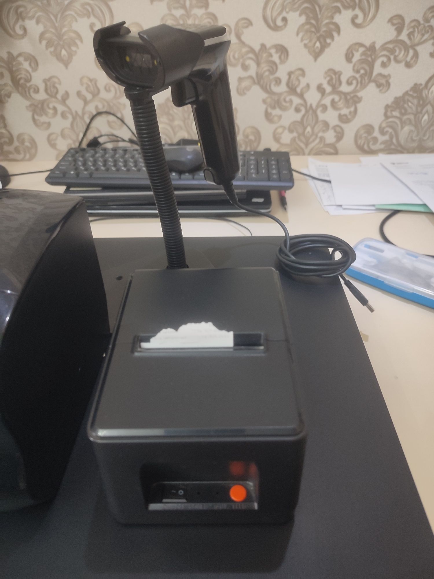 Продам Монитор..
